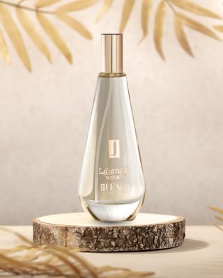 JFenzi La’ Amore - vůně, která podtrhne vaši smyslnost a ženskost 🤍 Šťavnaté tóny hrušky, bergamotu a broskve dodají...